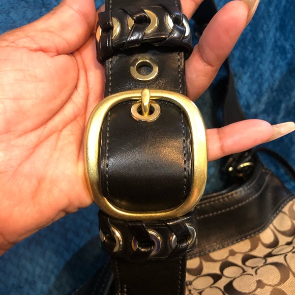 Coach Extra Large Bag - Picture 7 of 10